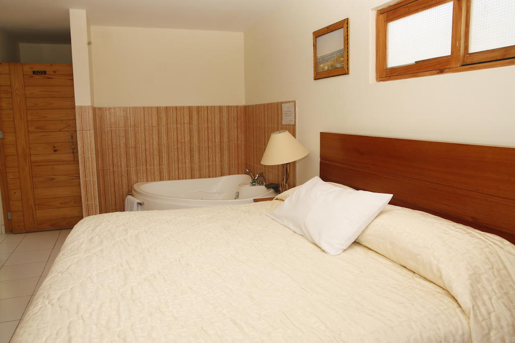 Hotel Emancipador Paracas Kültér fotó